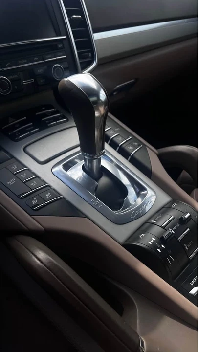 2011 Porsche 958 Cayenne Turbo - Image 12 of 17