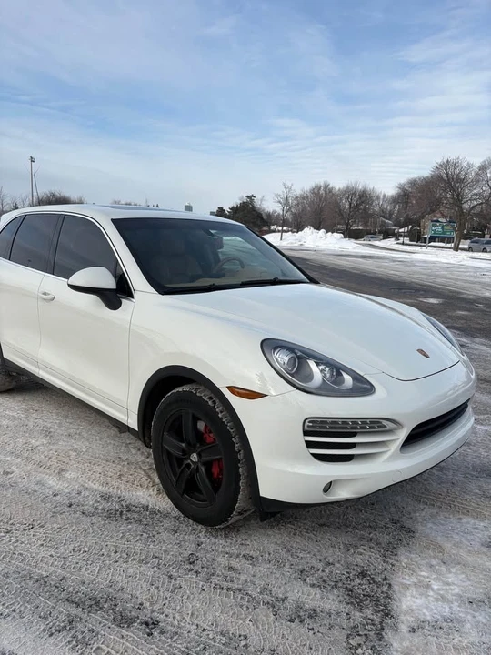 2011 Porsche 958 Cayenne - Image 8 of 16