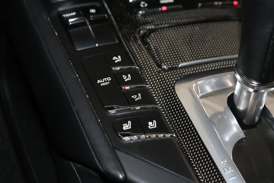 2011 Porsche 958 Cayenne S - Image 16 of 20