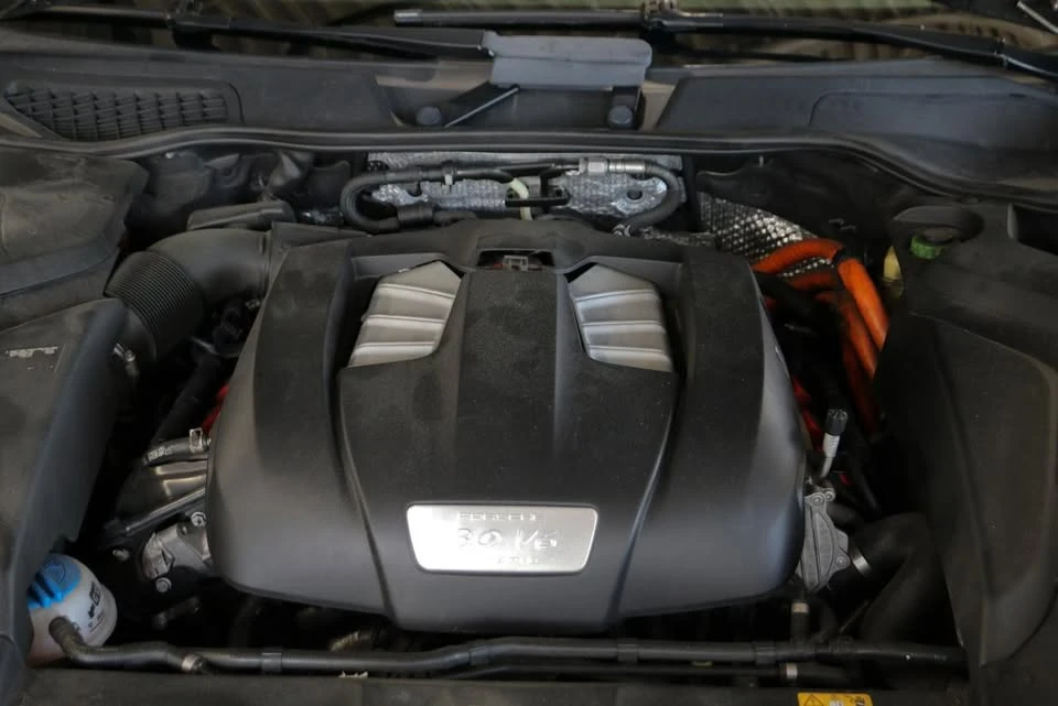 2011 Porsche 958 Cayenne S - Image 20 of 20