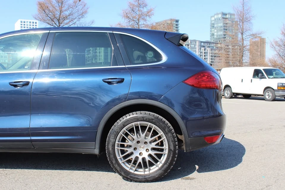 2011 Porsche 958 Cayenne - Image 7 of 18