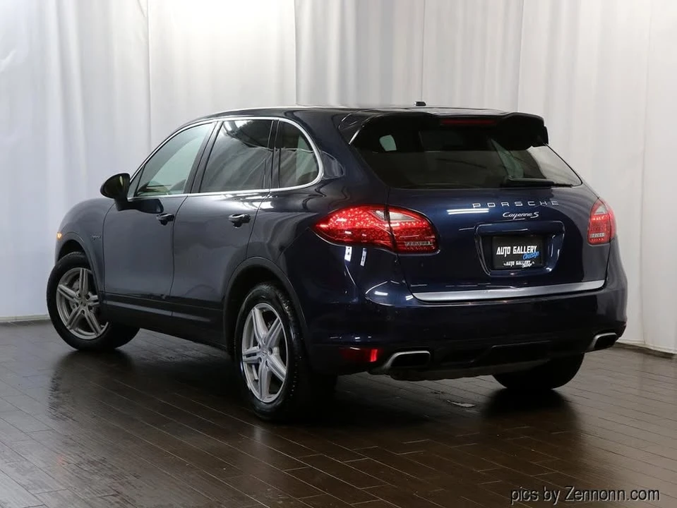 2011 Porsche 958 Cayenne - Image 8 of 20