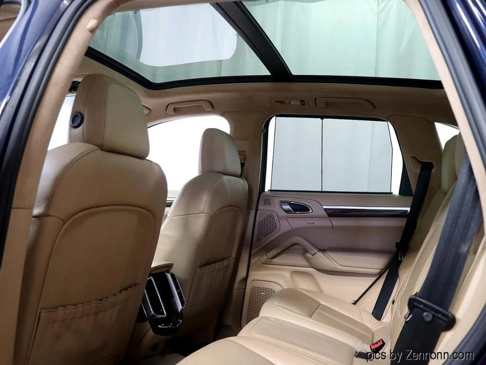 2011 Porsche 958 Cayenne - Image 13 of 20
