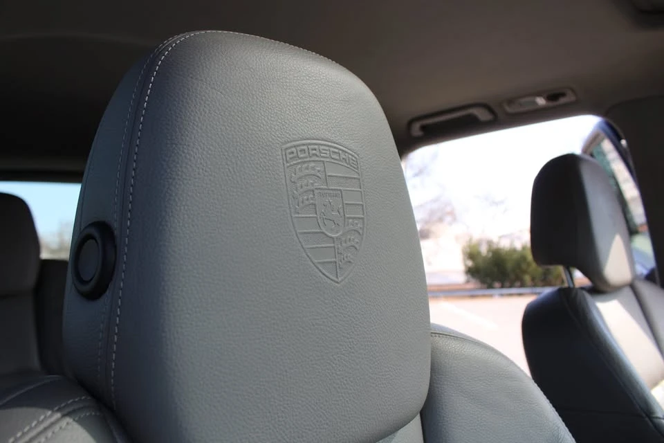 2011 Porsche 958 Cayenne - Image 14 of 18