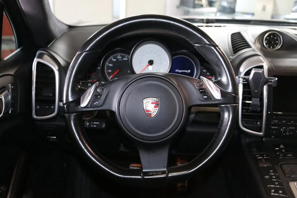 2011 Porsche 958 Cayenne S - Image 14 of 20