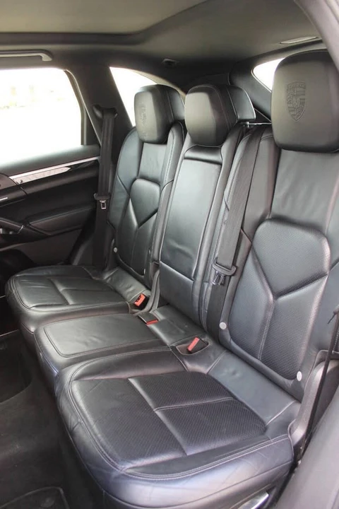 2011 Porsche 958 Cayenne S - Image 16 of 20