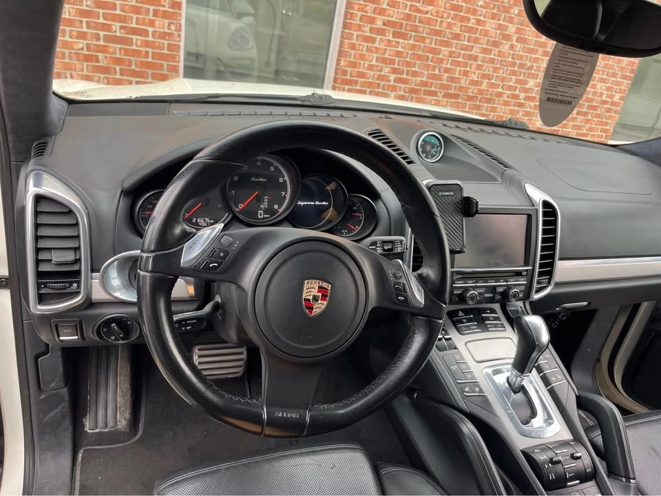 2011 Porsche 958 Cayenne Turbo - Image 8 of 15