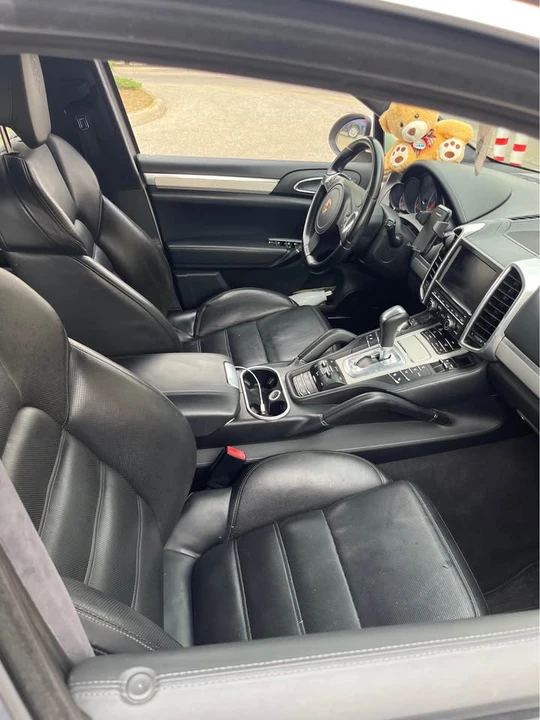 2011 Porsche 958 Cayenne Turbo - Image 11 of 15