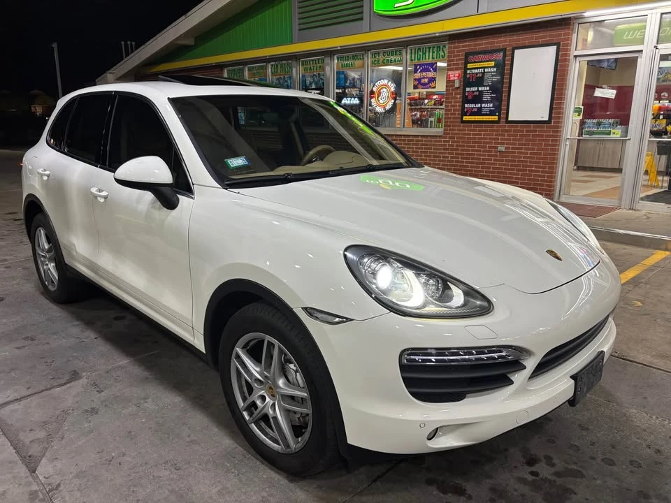 2011 Porsche 958 Cayenne - Image 3 of 9