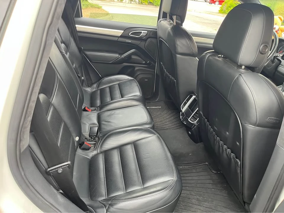 2011 Porsche 958 Cayenne Turbo - Image 12 of 15