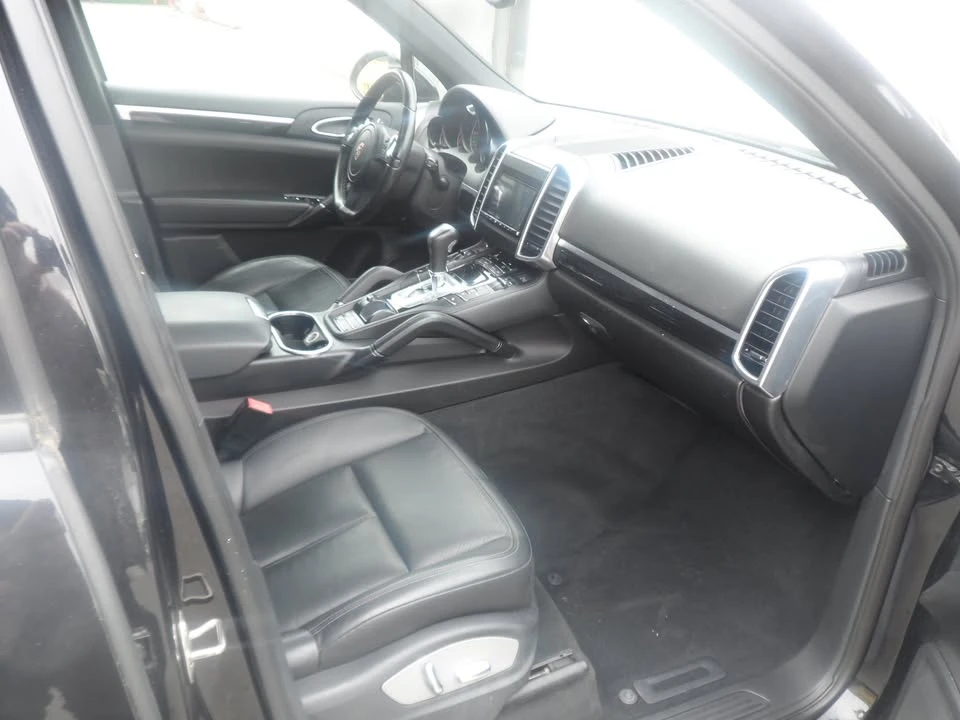2011 Porsche 958 Cayenne - Image 12 of 13