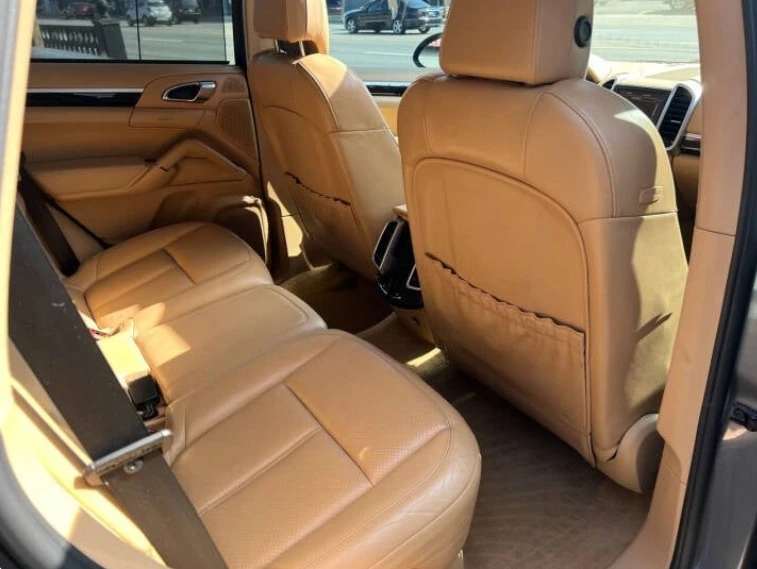 2011 Porsche 958 Cayenne - Image 17 of 20