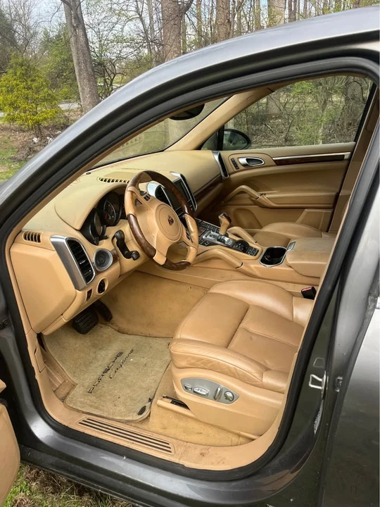 2011 Porsche 958 Cayenne - Image 5 of 10