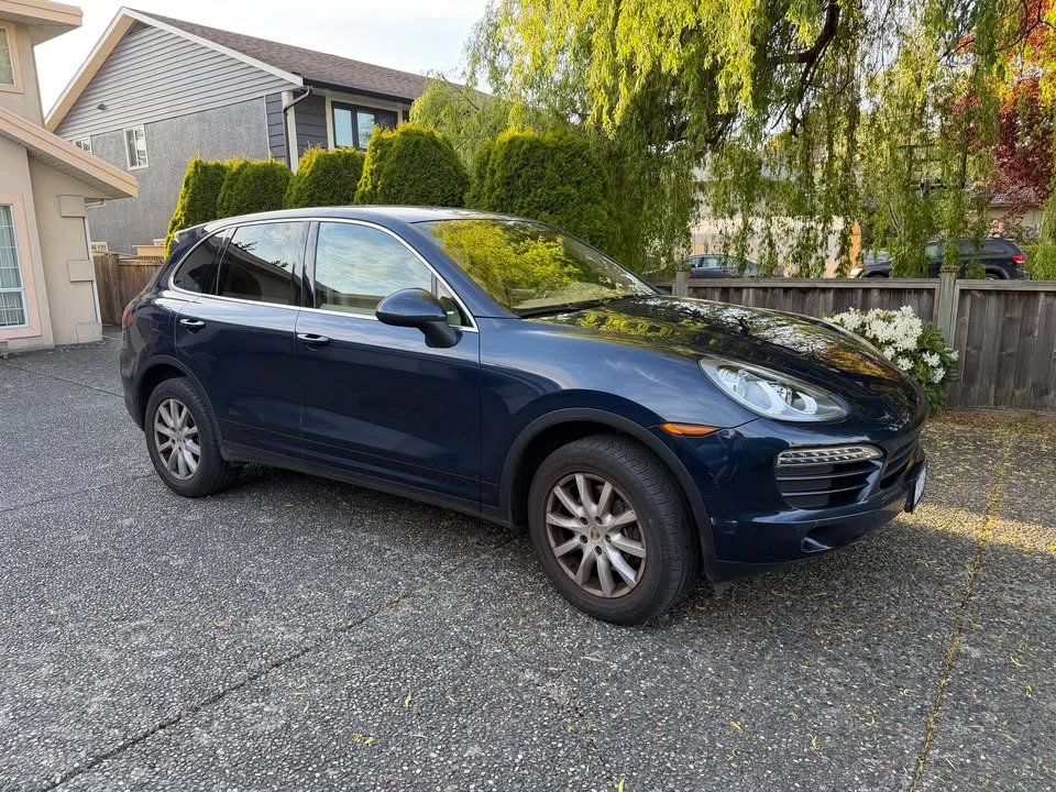 2011 Porsche 958 Cayenne - Image 2 of 20