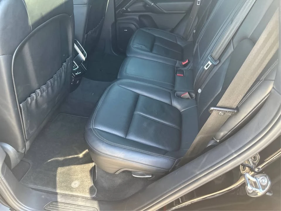 2011 Porsche 958 Cayenne - Image 16 of 20