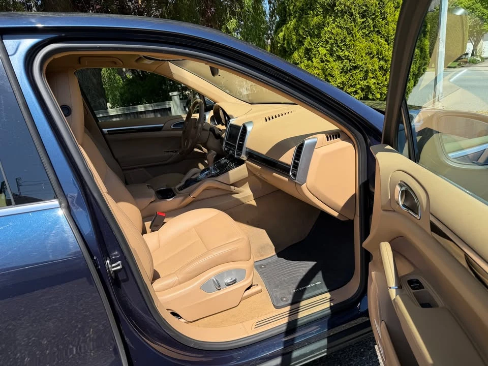 2011 Porsche 958 Cayenne - Image 15 of 20
