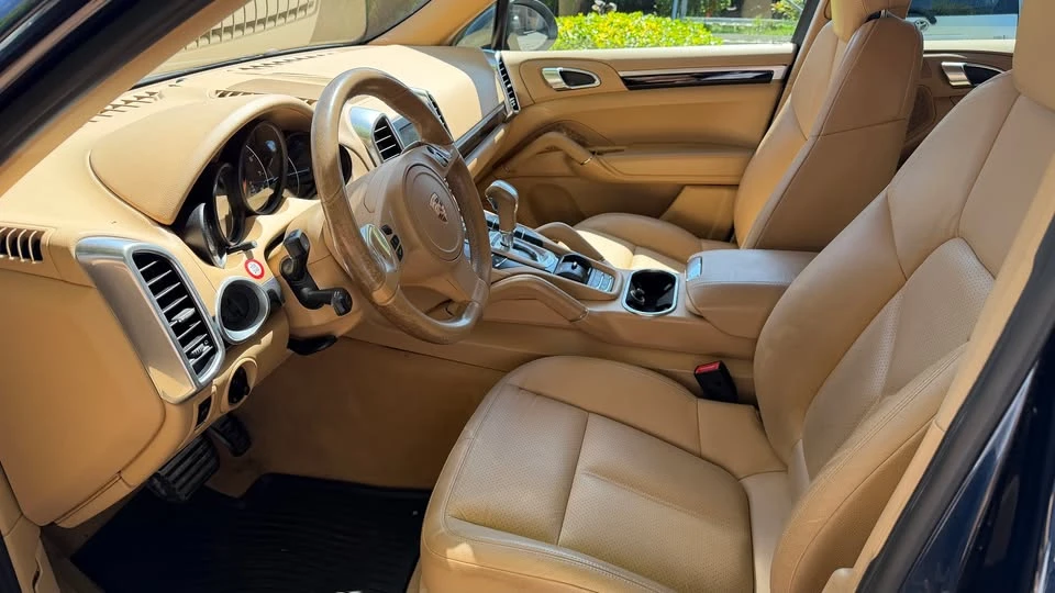 2011 Porsche 958 Cayenne - Image 9 of 20