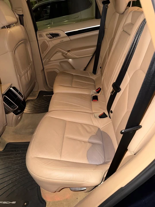2011 Porsche 958 Cayenne - Image 14 of 20