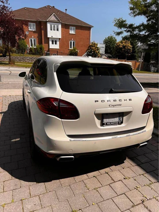 2011 Porsche 958 Cayenne - Image 8 of 10