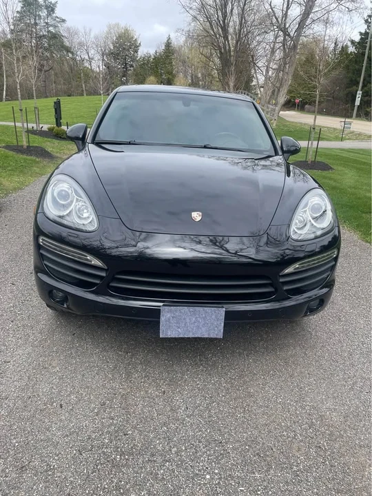 2011 Porsche 958 Cayenne - Image 2 of 13