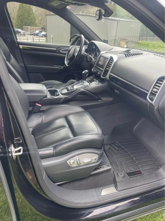 2011 Porsche 958 Cayenne - Image 7 of 13