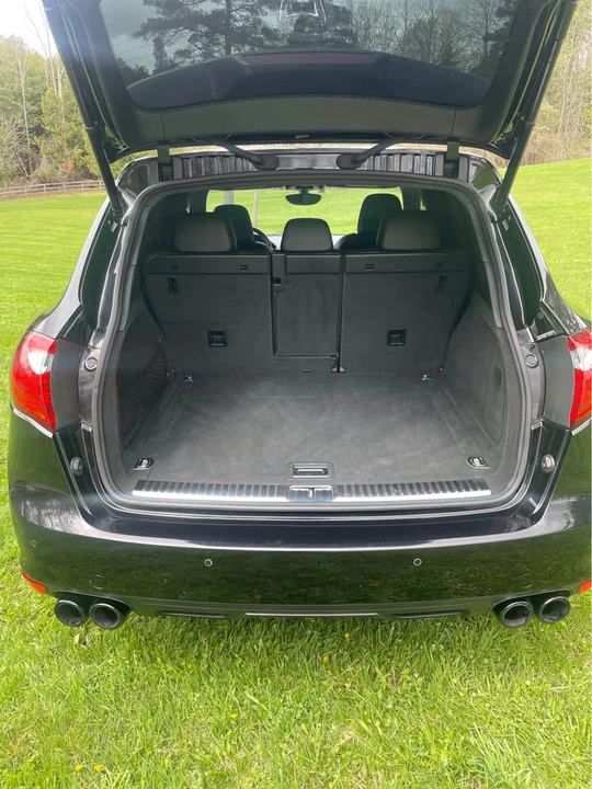 2011 Porsche 958 Cayenne - Image 10 of 13