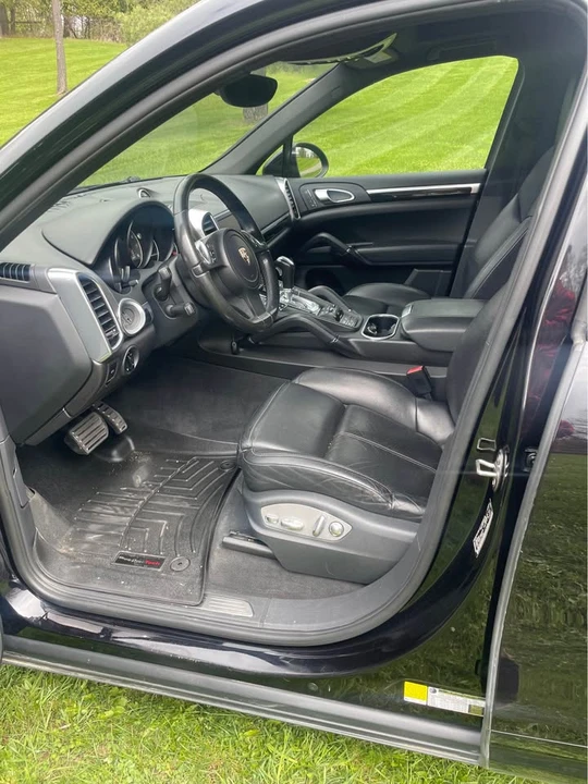 2011 Porsche 958 Cayenne - Image 8 of 13