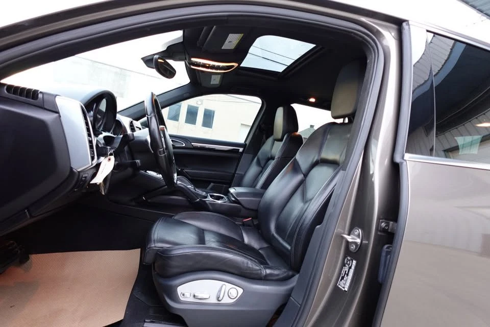 2011 Porsche 958 Cayenne - Image 6 of 19
