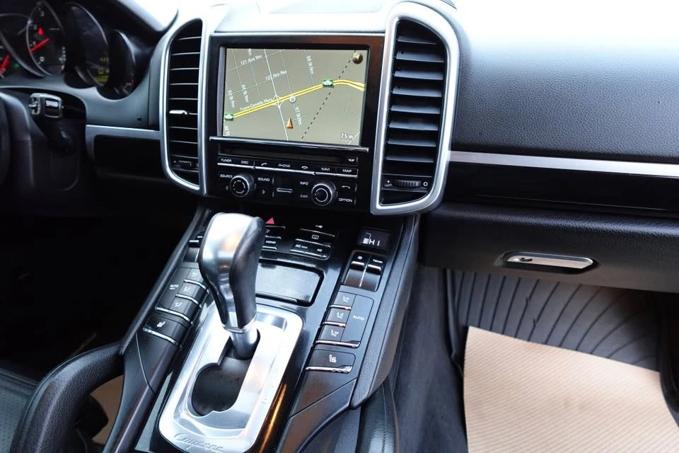 2011 Porsche 958 Cayenne - Image 4 of 19