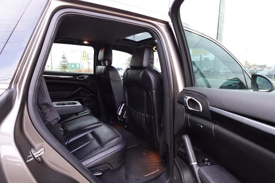 2011 Porsche 958 Cayenne - Image 3 of 19