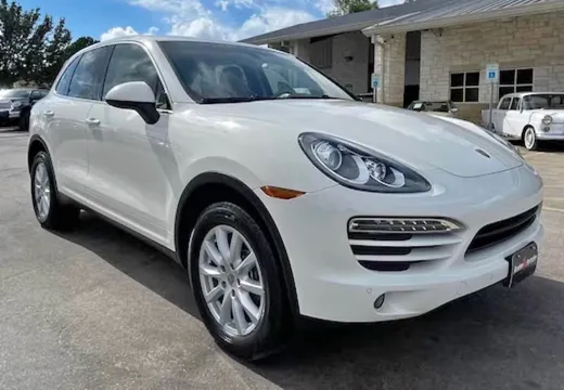2011 Porsche Cayenne Base