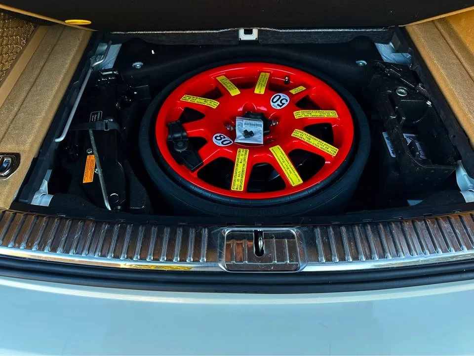 2011 Porsche 958 Cayenne - Image 17 of 17