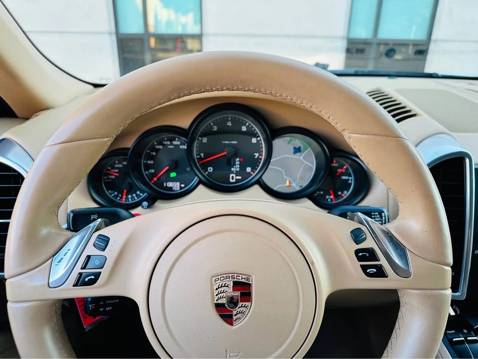 2011 Porsche 958 Cayenne - Image 14 of 20