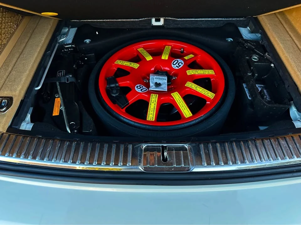 2011 Porsche 958 Cayenne - Image 18 of 20
