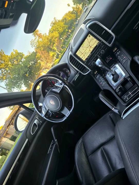 2011 Porsche 958 Cayenne - Image 19 of 20