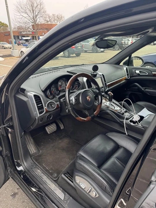 2011 Porsche 958 Cayenne - Image 5 of 8