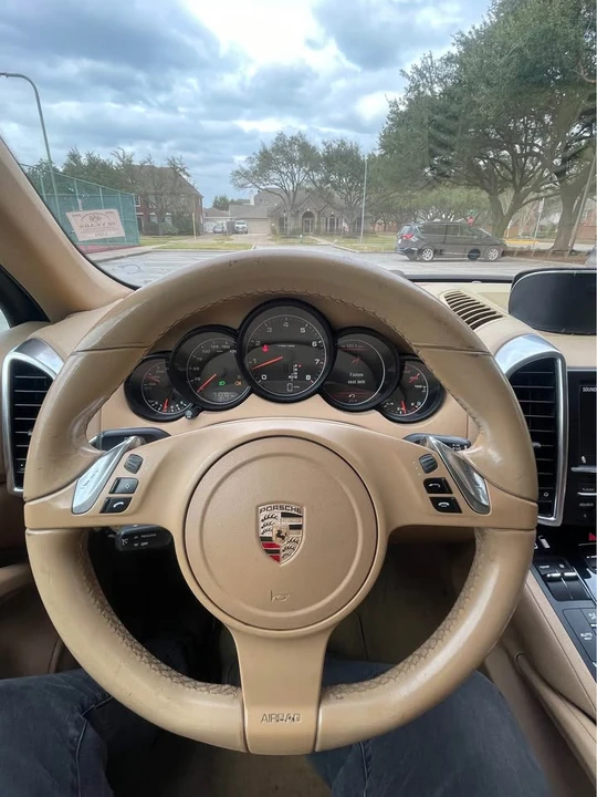 2011 Porsche 958 Cayenne - Image 13 of 17
