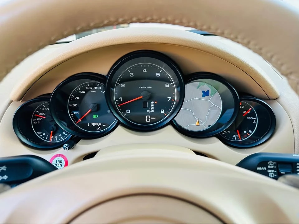 2011 Porsche 958 Cayenne - Image 11 of 20