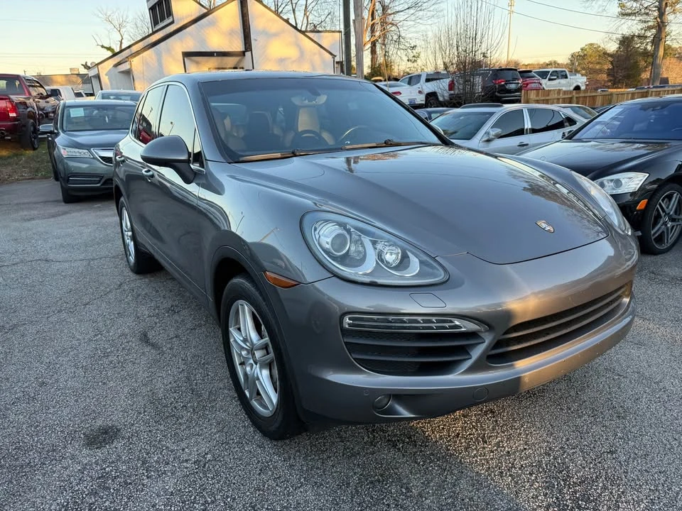 2011 Porsche 958 Cayenne S - Image 3 of 20