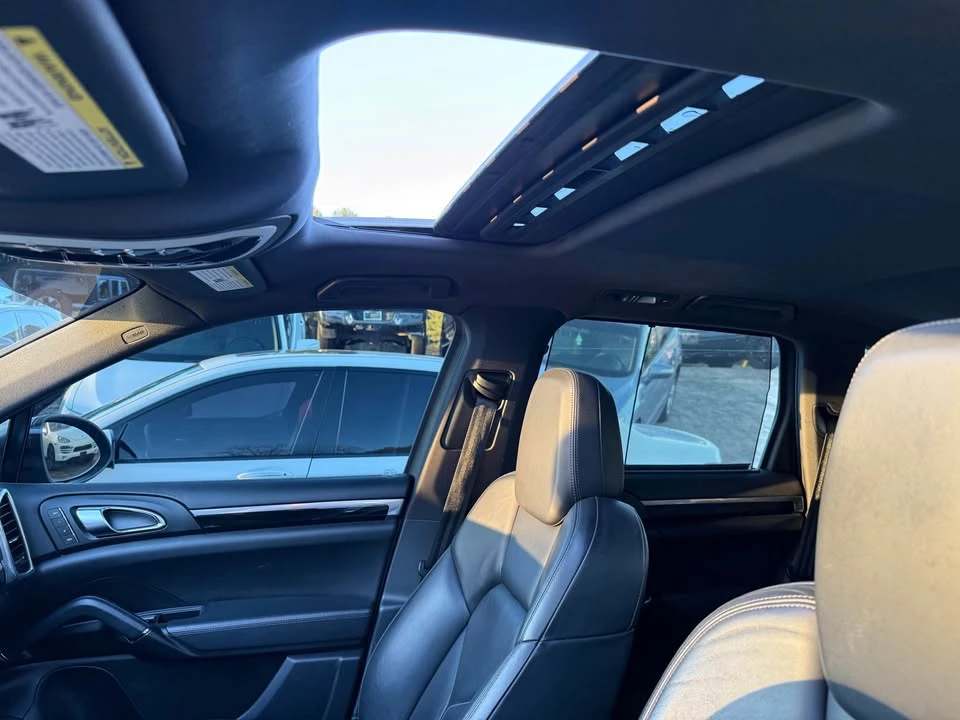 2011 Porsche 958 Cayenne S - Image 19 of 20