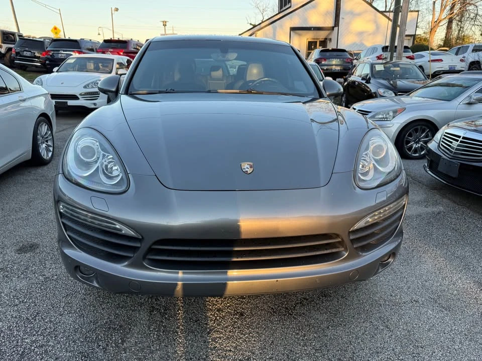 2011 Porsche 958 Cayenne S - Image 2 of 20