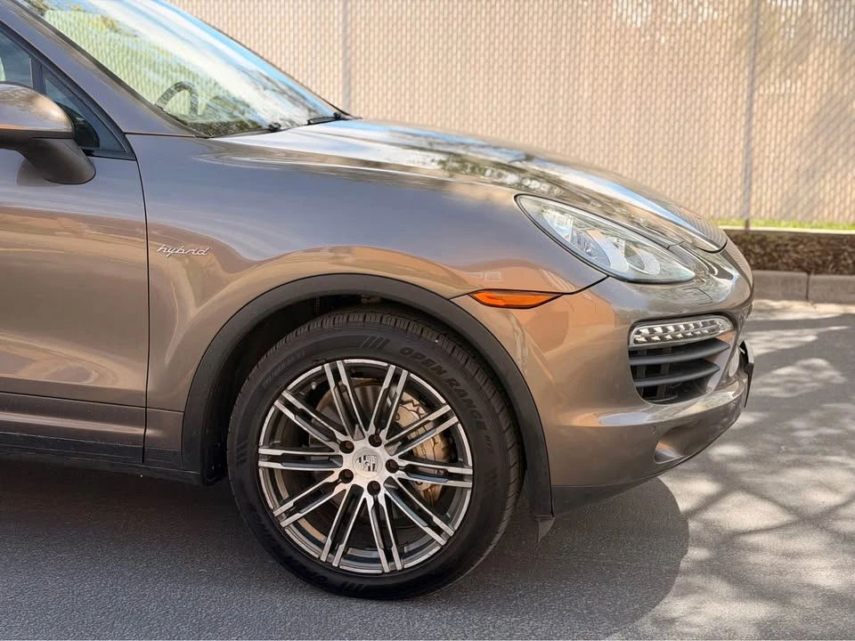2011 Porsche 958 Cayenne - Image 4 of 19