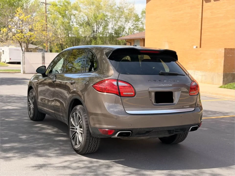 2011 Porsche 958 Cayenne - Image 10 of 19
