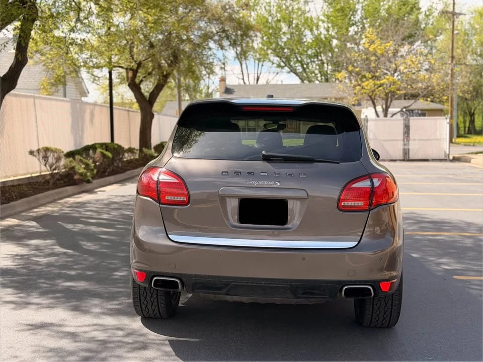 2011 Porsche 958 Cayenne - Image 11 of 19