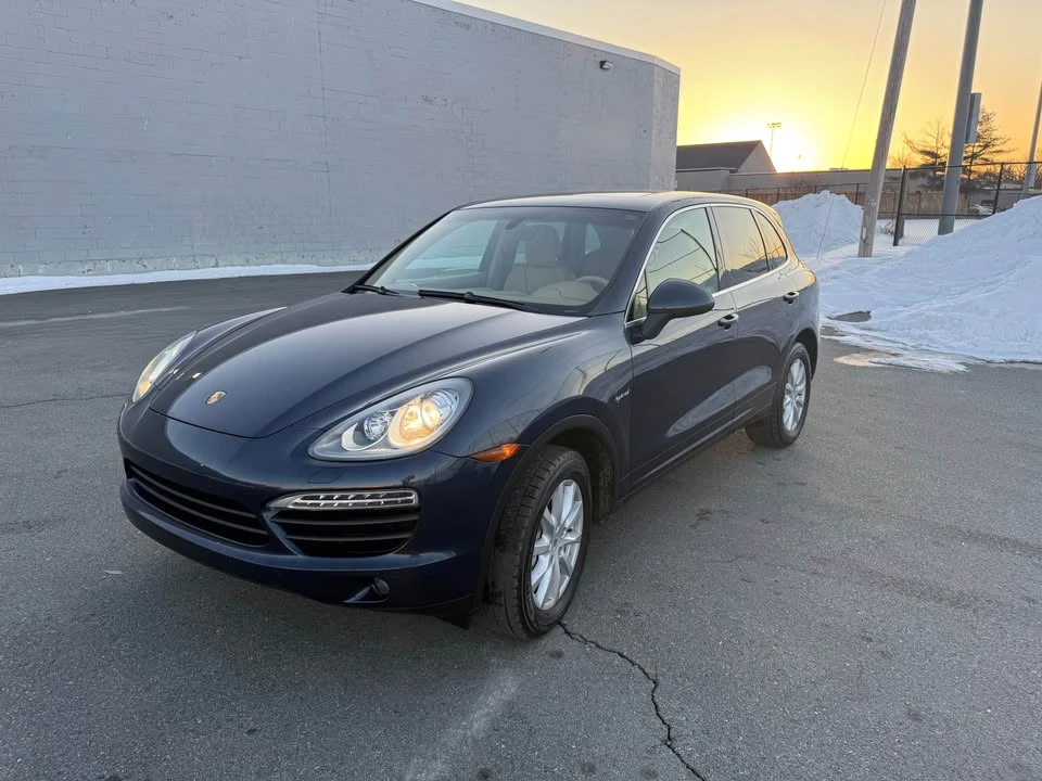 2011 Porsche 958 Cayenne S - Image 3 of 19
