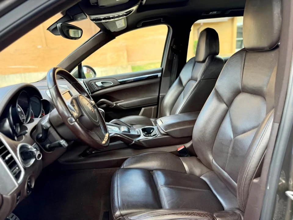 2011 Porsche 958 Cayenne - Image 15 of 20