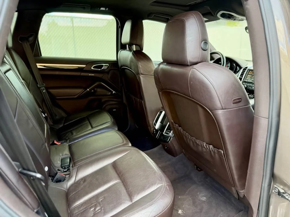 2011 Porsche 958 Cayenne - Image 18 of 20