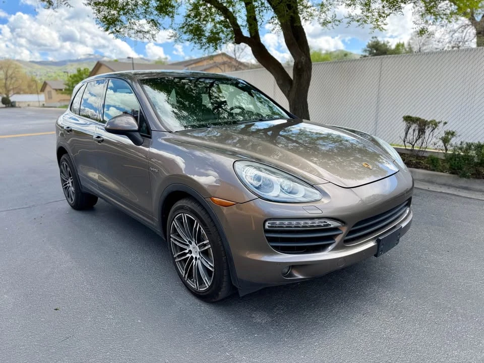 2011 Porsche 958 Cayenne - Image 7 of 20