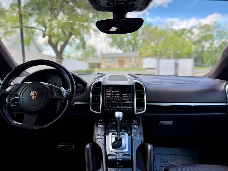 2011 Porsche 958 Cayenne - Image 3 of 20