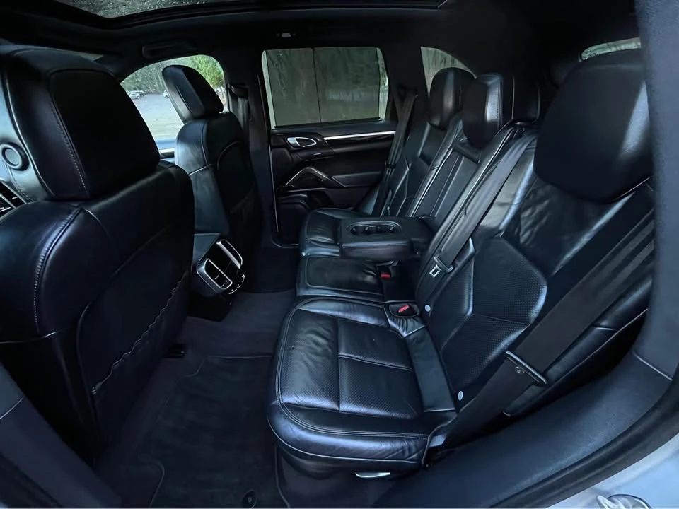 2011 Porsche 958 Cayenne - Image 14 of 17